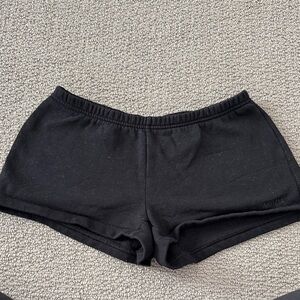 Aritzia Classic Sweatfleece Boyfriend Shorts